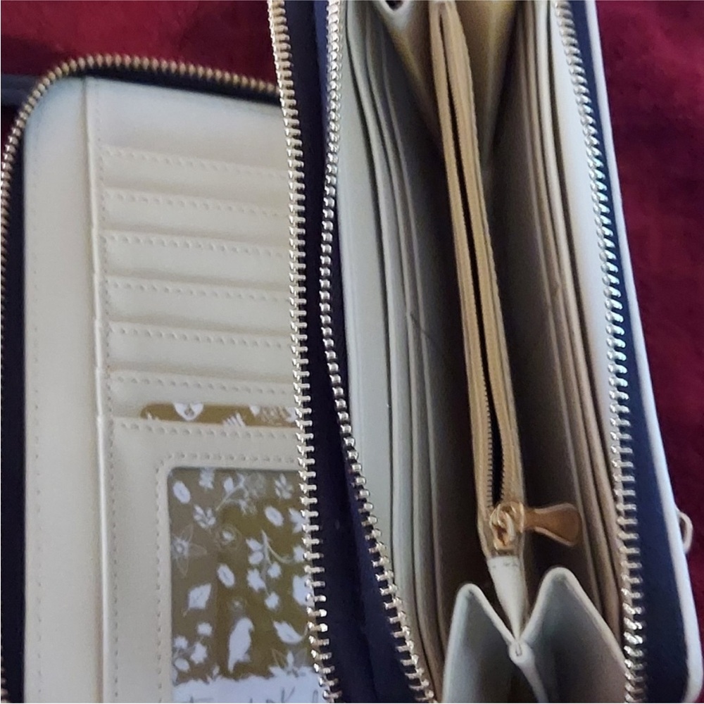Frida Kahlo Cartoon Collection Limited Edition Double Zip Wallet wristlet - Picture 5 of 9